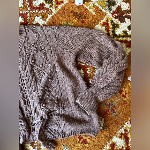 Doen Cornflower Cardigan Sweater in Macaroon - Picture 6 of 16